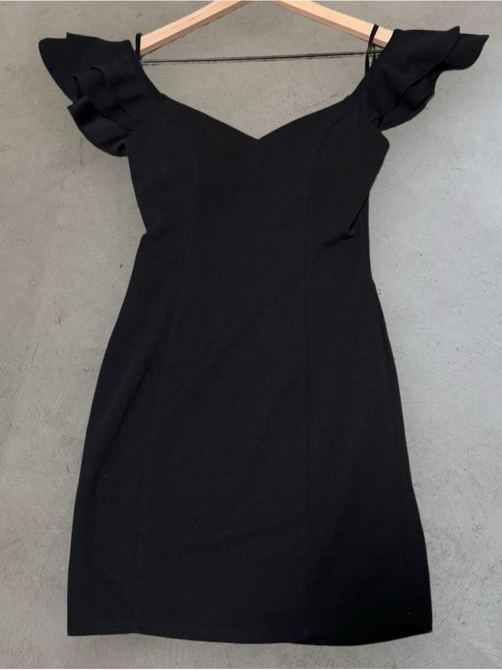 City Studios Mini Dress Women's Juniors' Black Backless Ruffle Sleeve Bodycon